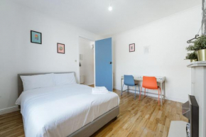 Great Rooms in Stepney Green Station - 12